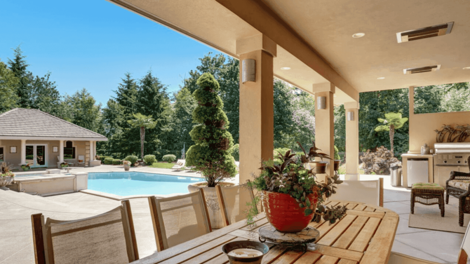 Discover Los Angeles' Exceptional Outdoor Renovation Services with Master Builders & Renovations